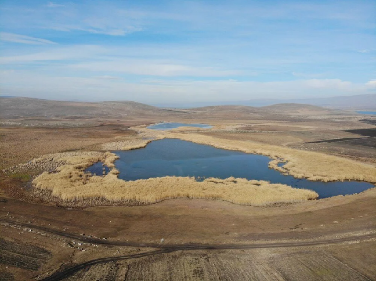 Kars'ta 'Lavaş Gölü' havadan görüntülendi 4