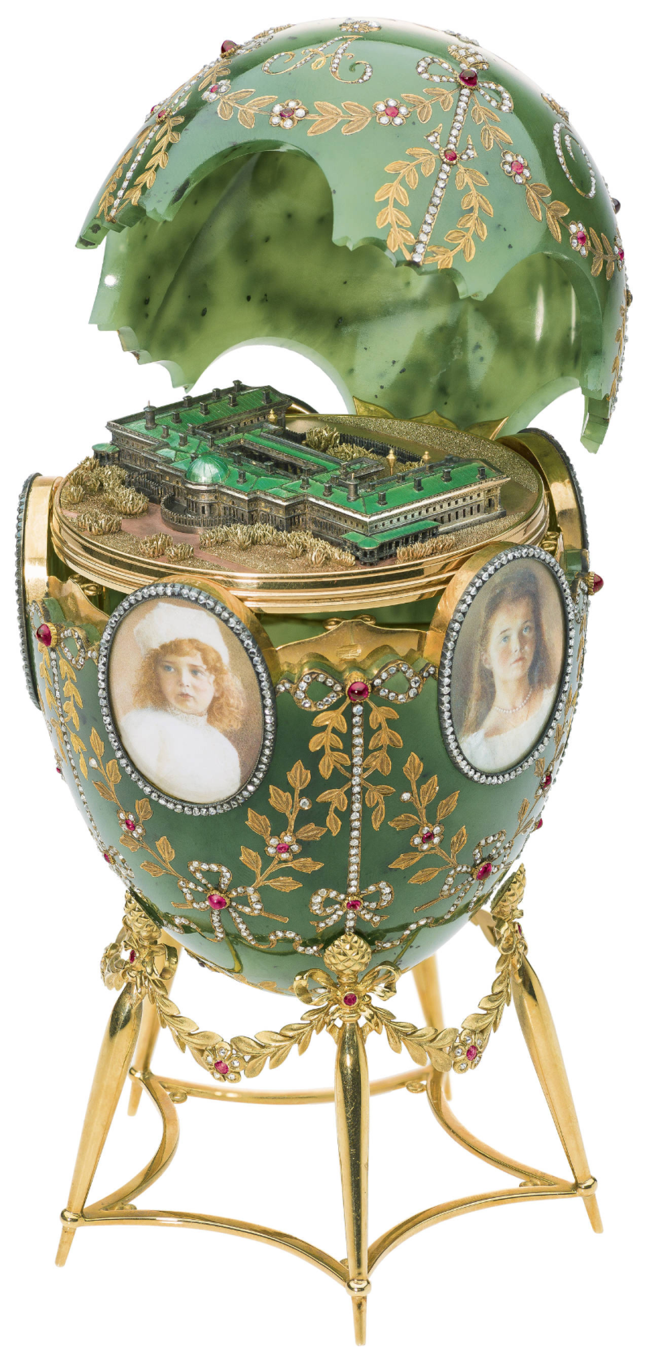 Faberge İmparatorluk Yumurtaları, Londra’da sergilenmeye başlandı 5