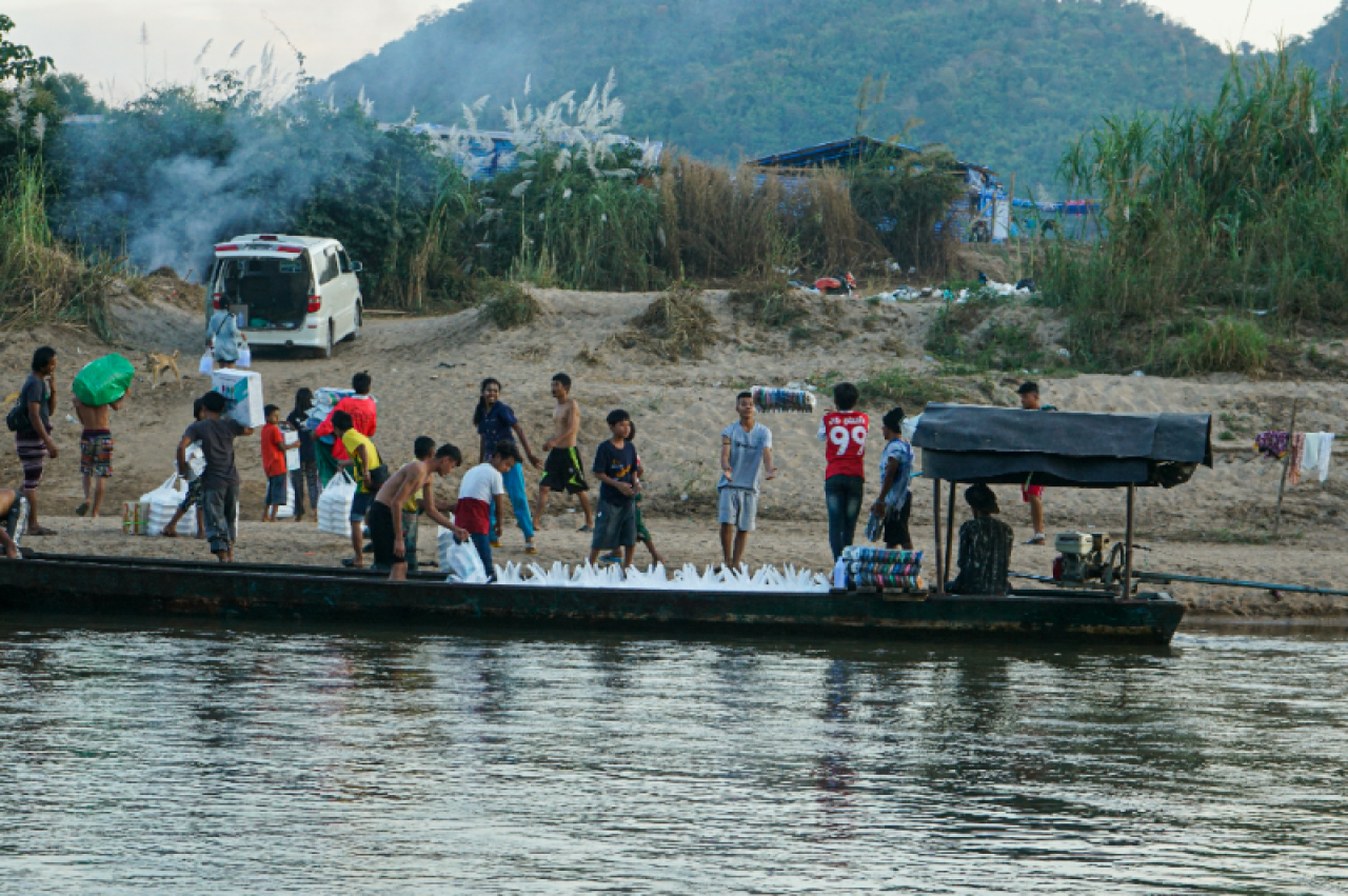 Myanmar, Tayland sınırındaki mülteciler 5