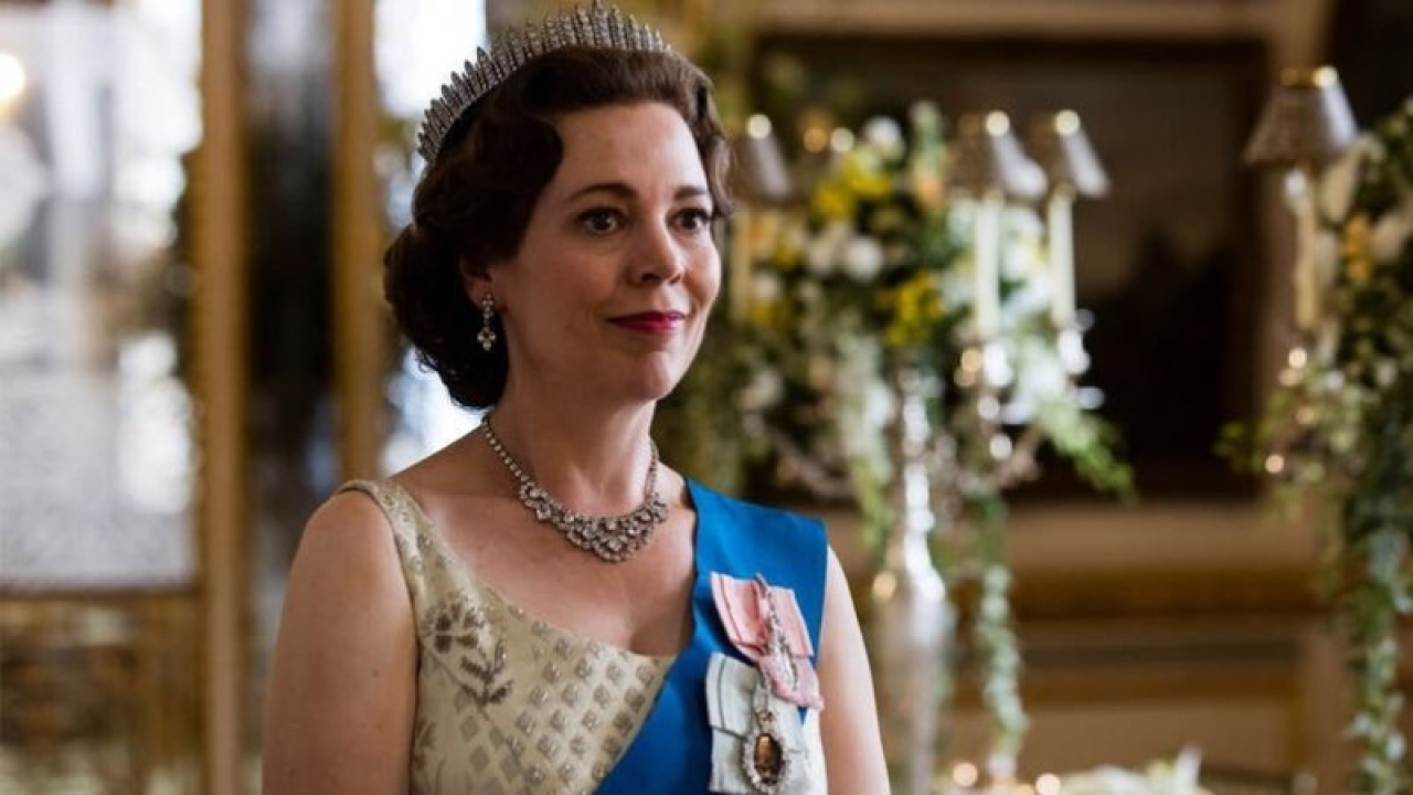 The Crown dizisine suçlama: Kraliyet ailesini sömürüyor 7