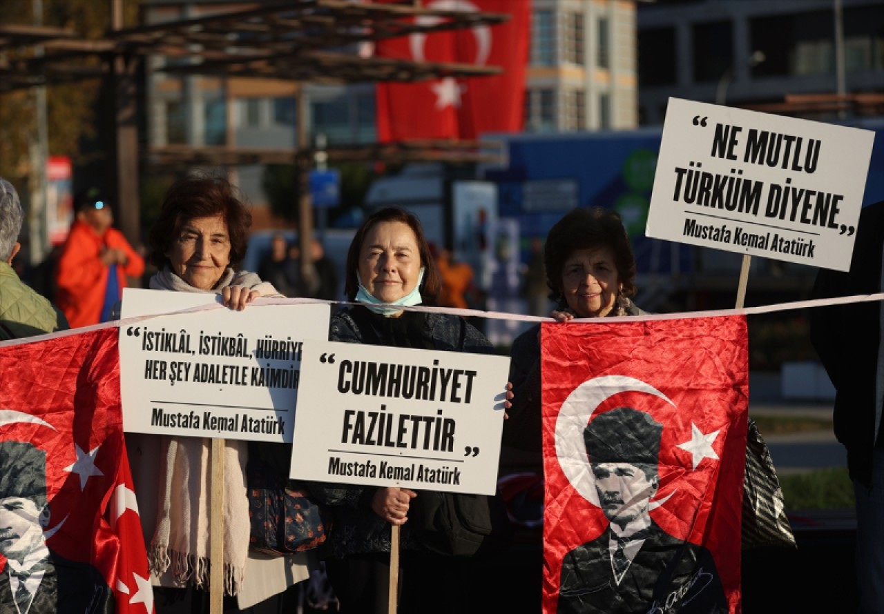 10 Kasım’da tüm Türkiye Ata’sını andı 5