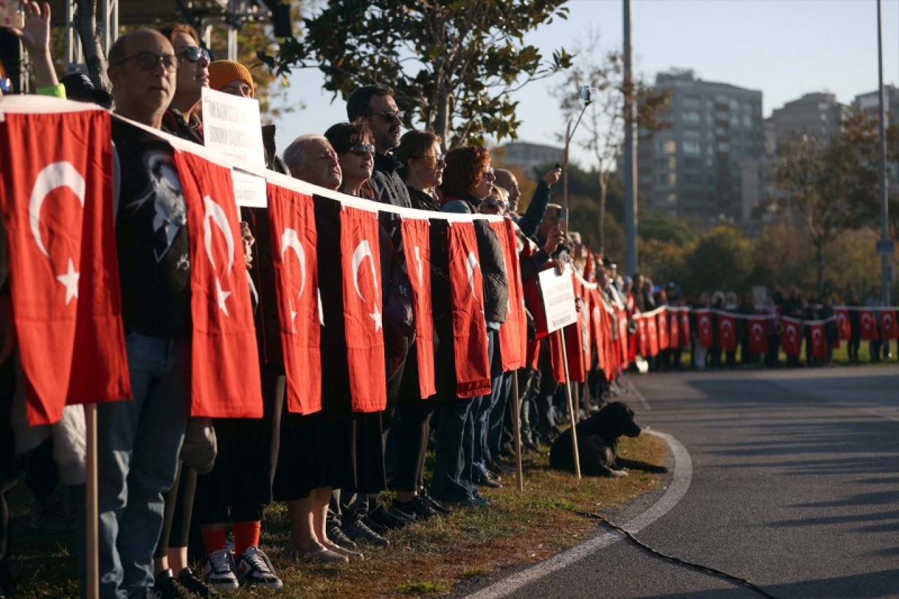 10 Kasım’da tüm Türkiye Ata’sını andı 3