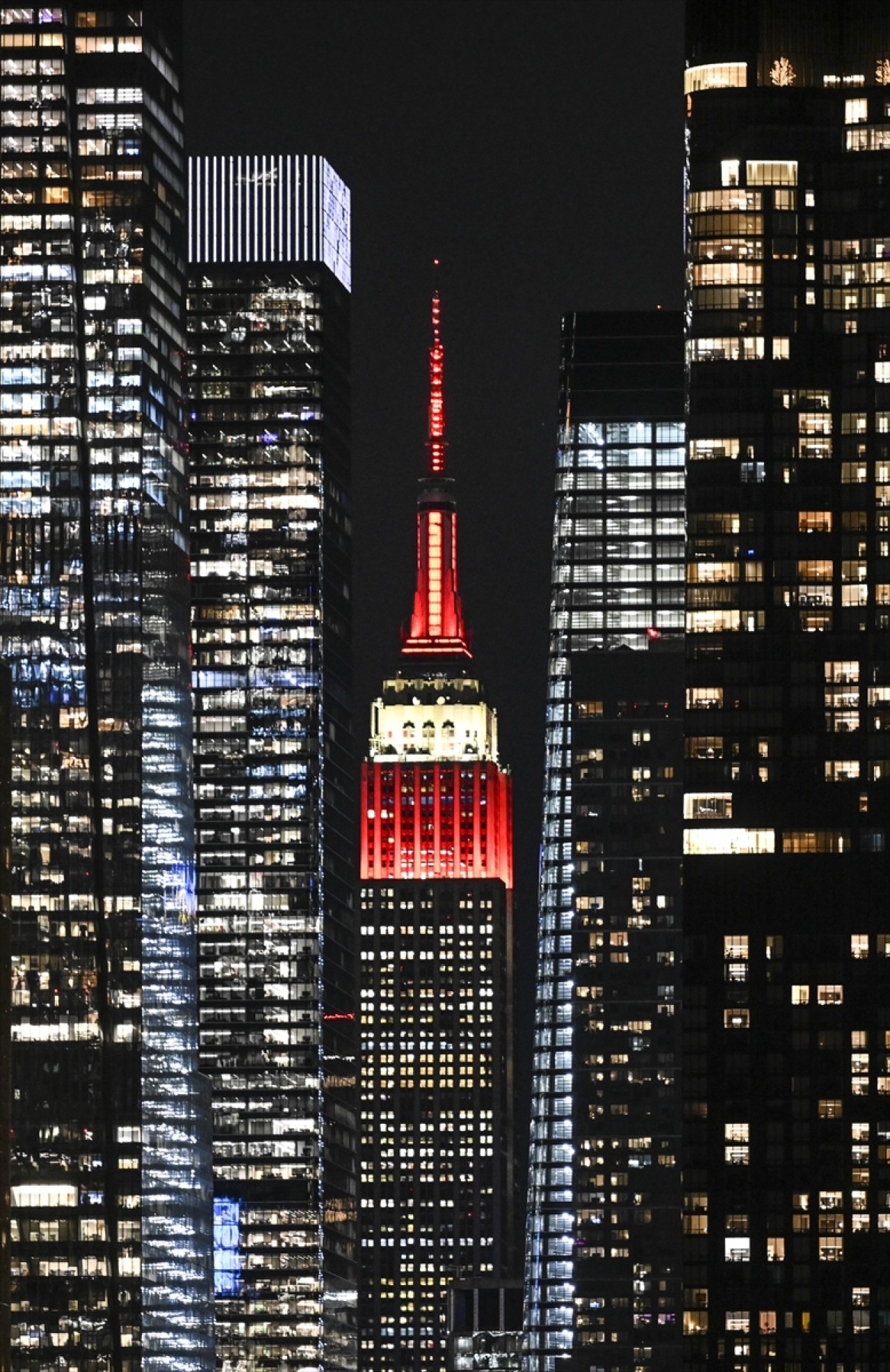 Empire State Binası Türk Bayrağı renkleriyle ışıklandırıldı 8