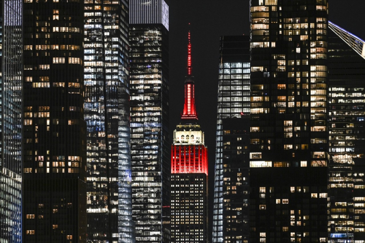 Empire State Binası Türk Bayrağı renkleriyle ışıklandırıldı 5