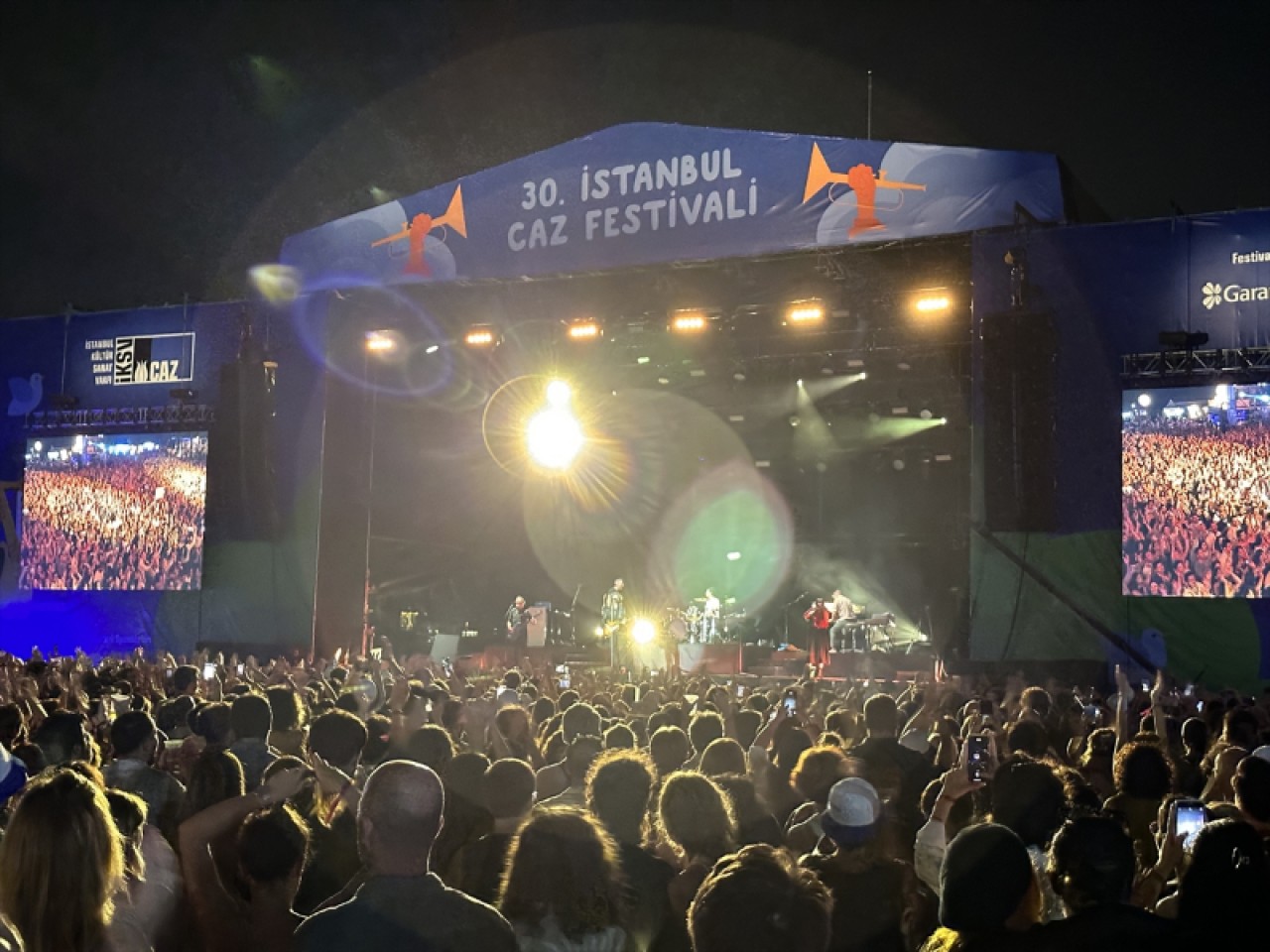 The Lumineers, ilk kez Türkiye'de konser verdi 2