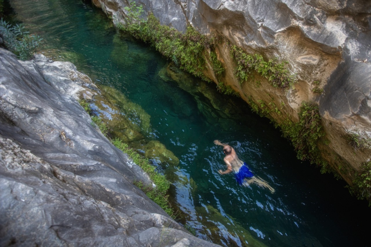 Serinlemek isteyen turistlerin adresi: "Gezende Kanyonu" 14