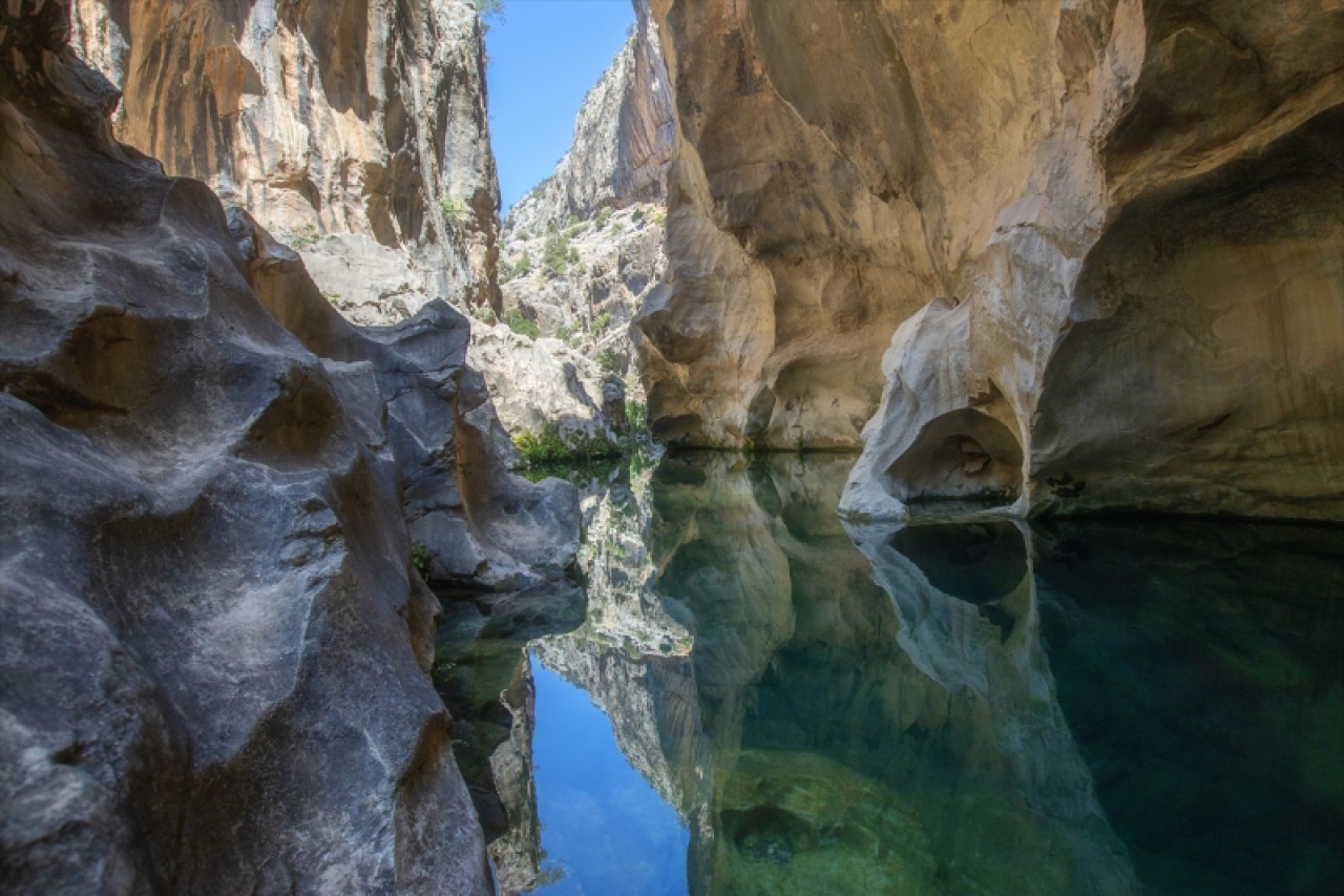 Serinlemek isteyen turistlerin adresi: "Gezende Kanyonu" 13