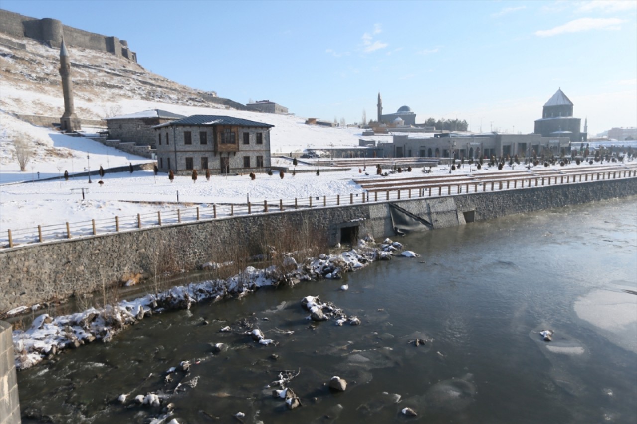 Kars'ta soğuk hava etkili oldu 7