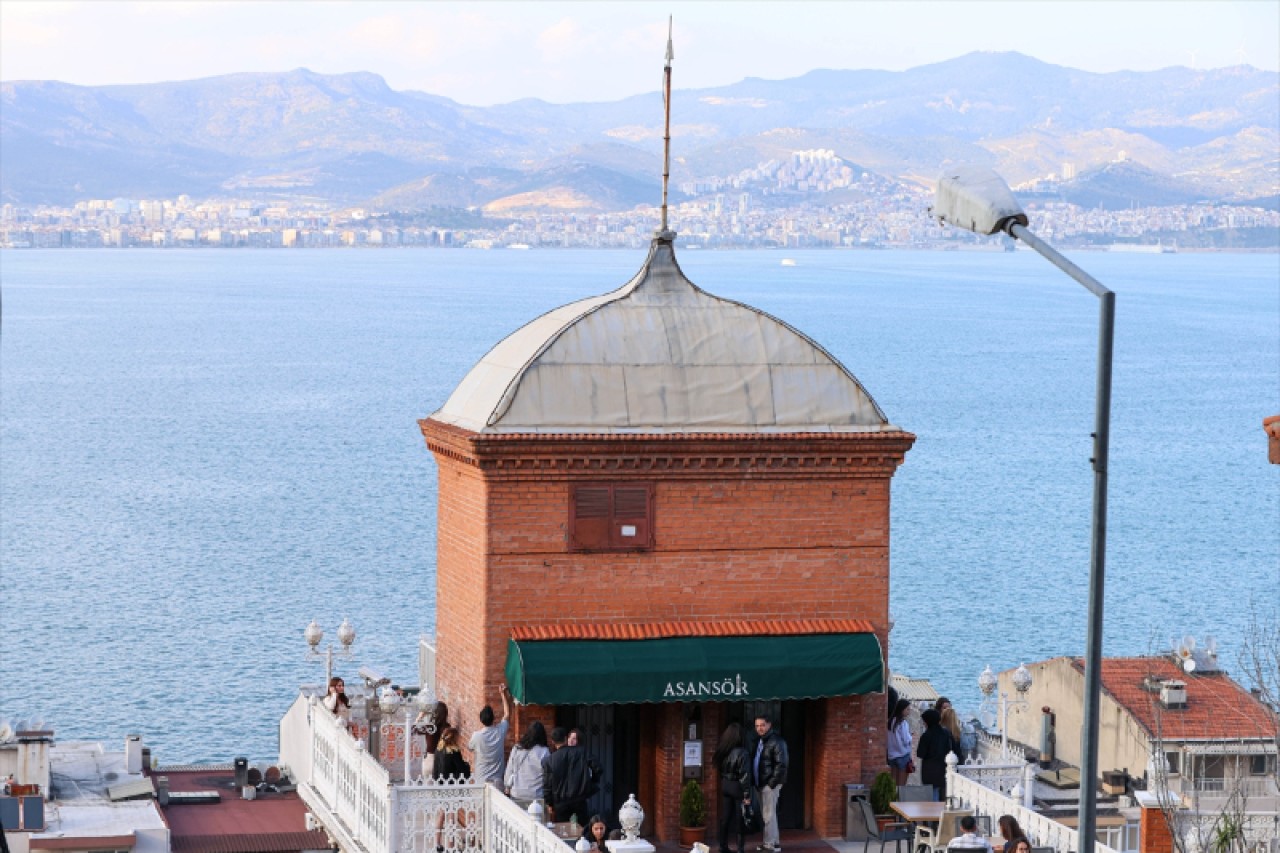 İzmir'deki Tarihi Asansör 117 yıldır ayakta 11