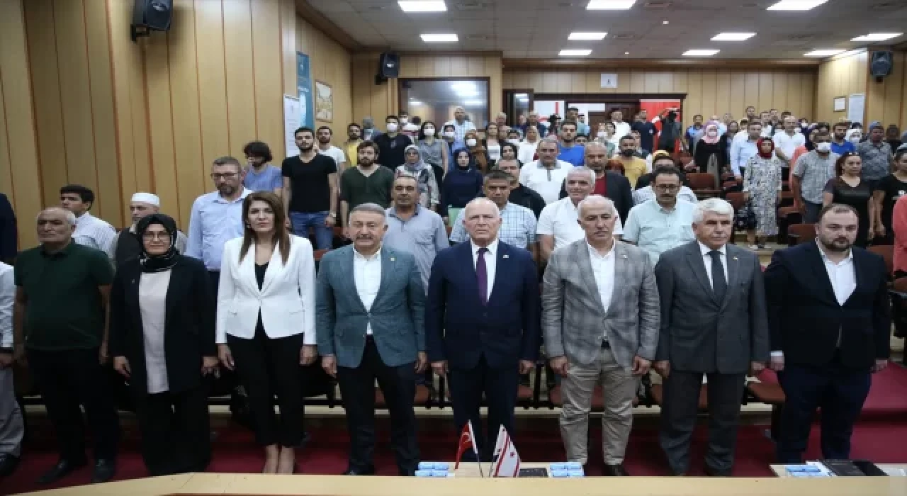 KKTC Cumhuriyet Meclisi Başkanı Töre, Mersin’de ”Büyük Fotoğraf” konferansında konuştu: