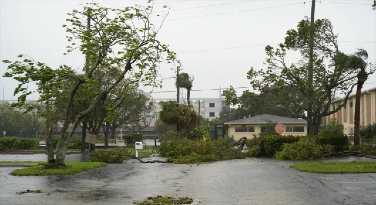 ABD’nin Florida eyaletinde Ian Kasırgası sebebiyle 2,5 milyon kişiye tahliye emri verildi