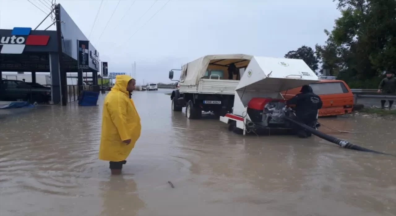 KKTC genelinde sağanak yaşamı olumsuz etkiliyor