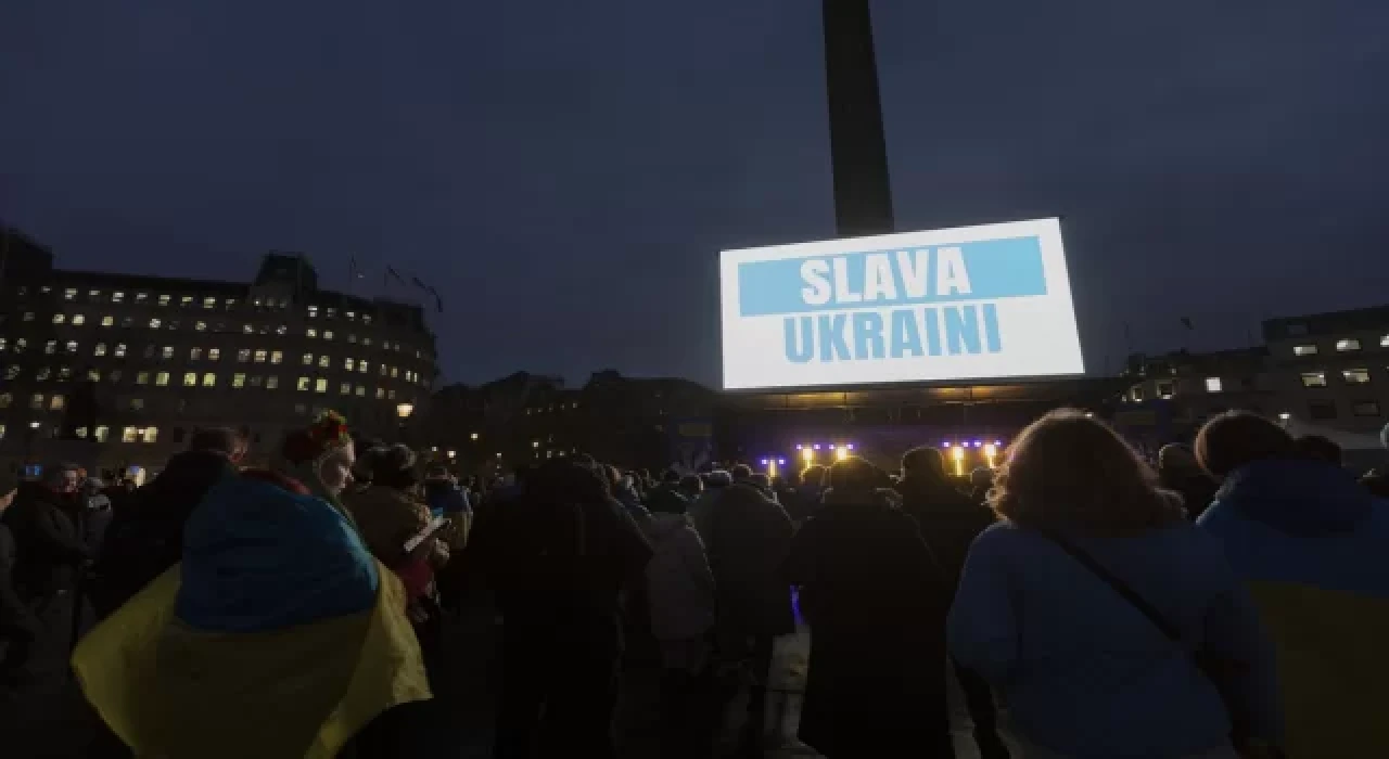 Londra’nın Trafalgar Meydanı’nda Ukrayna’ya destek etkinliği düzenlendi