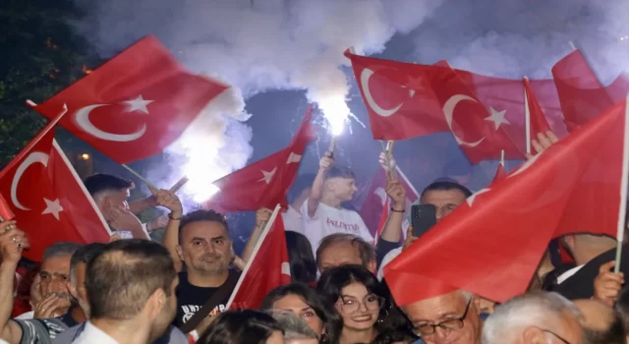 Trabzon ve Giresun’da fener alayı düzenlendi