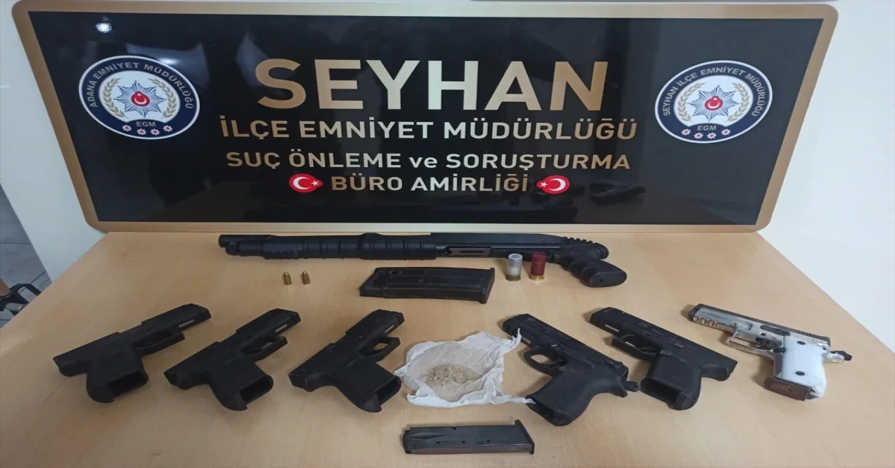 Adana’da evinde 7 silah ve uyuşturucu bulunan çocuk tutuklandı