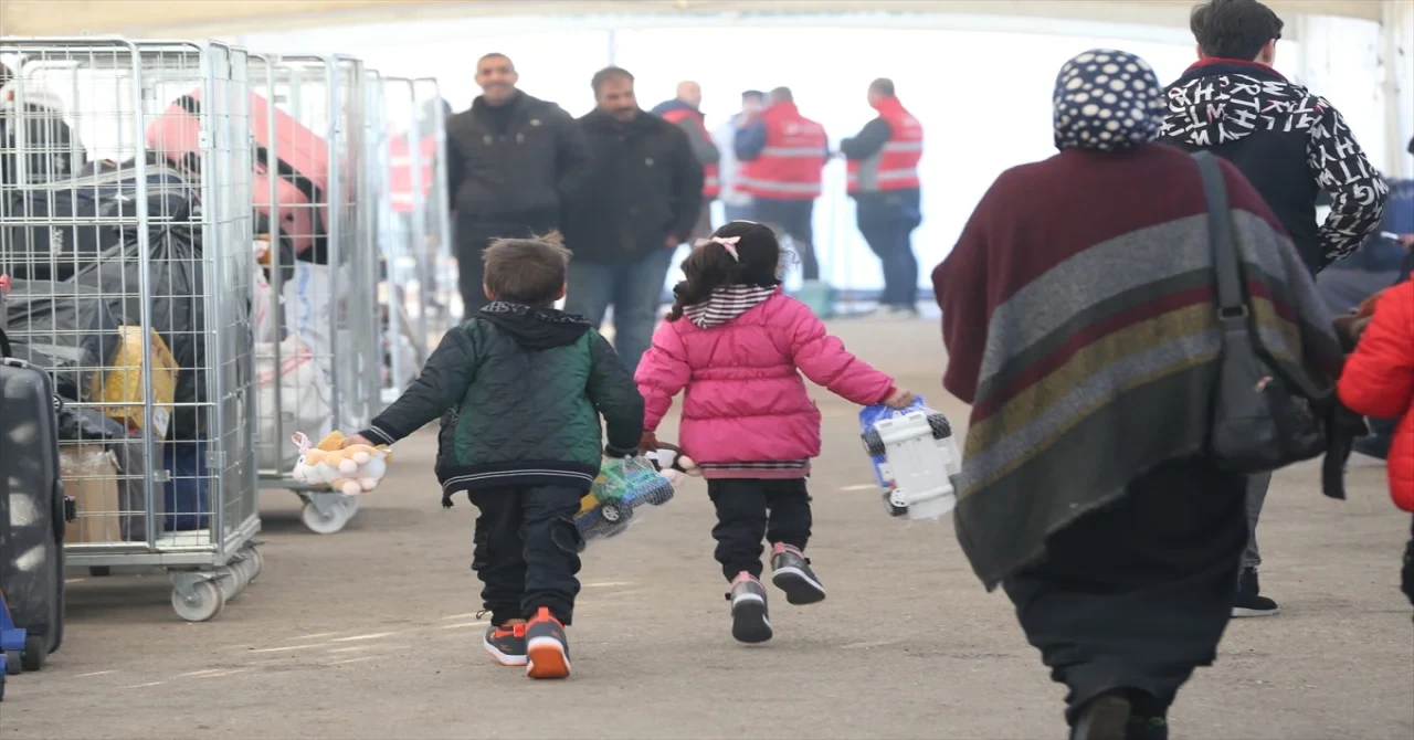 Suriyelilerin Hatay’daki sınır kapılarından ülkelerine dönüşü sürüyor