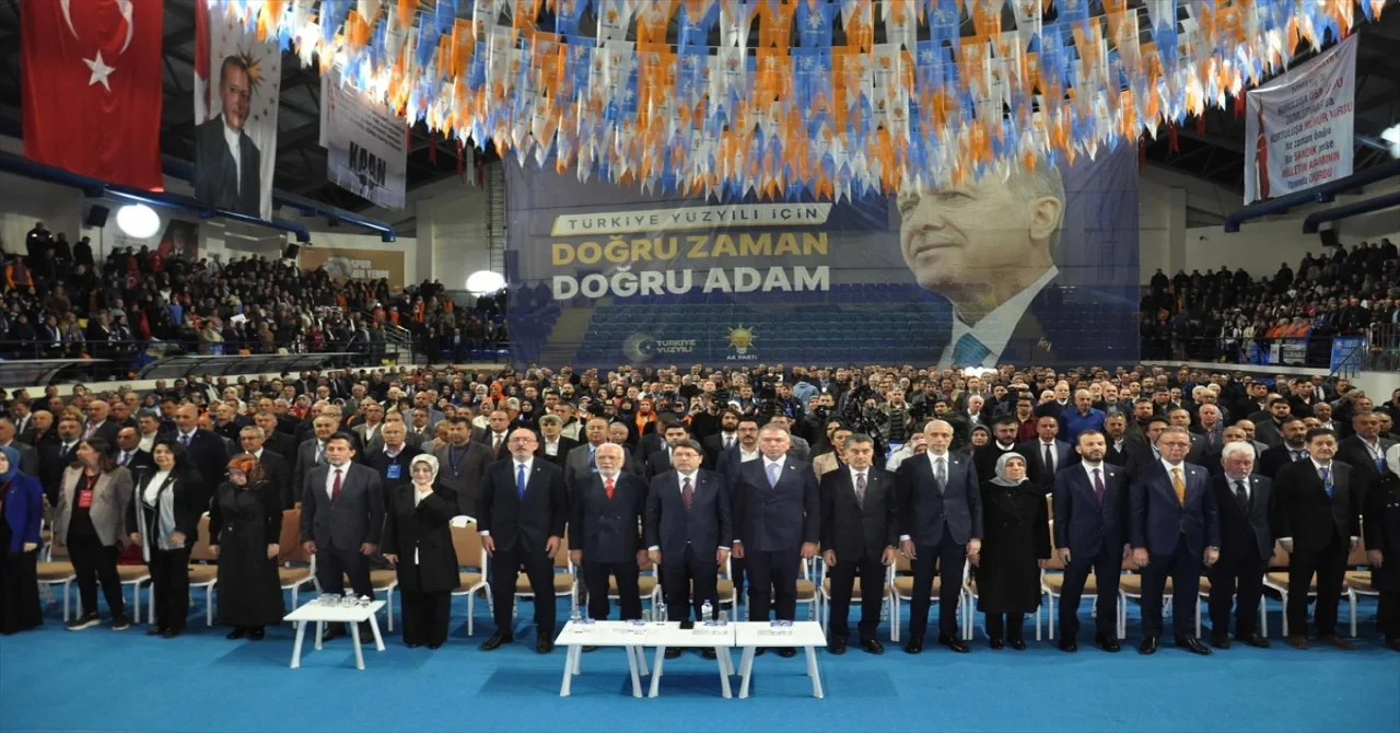 Adalet Bakanı Tunç, AK Parti 8. Olağan Kütahya İl Kongresi’nde konuştu: