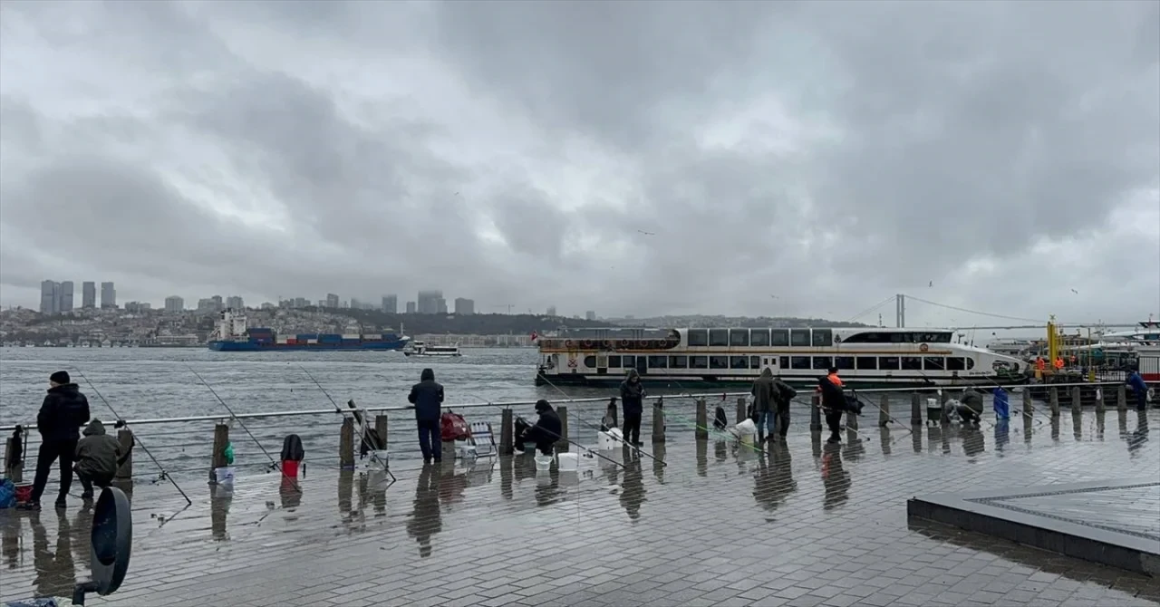 İstanbul’da sağanak aralıklarla etkili oluyor