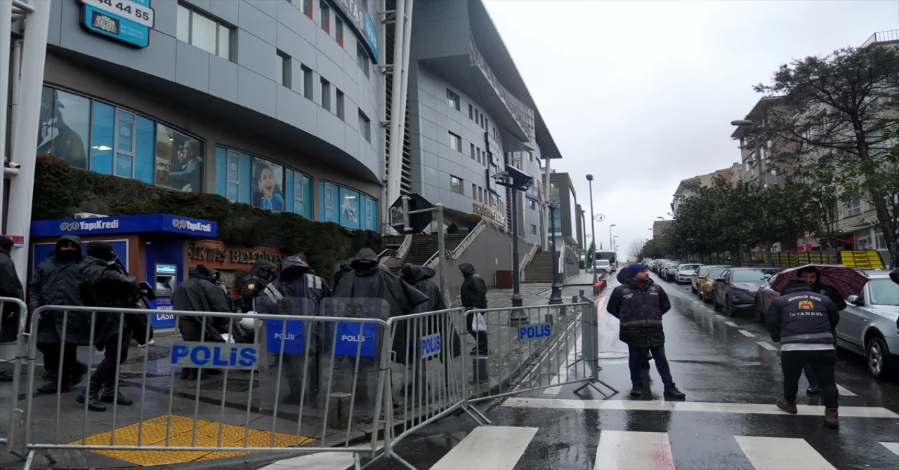 Beşiktaş Belediye Başkanı Rıza Akpolat Balıkesir’de gözaltına alındı