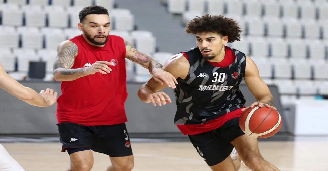 Manisa Basket hedefe ”ilerleyerek ve büyüyerek” yürüyor