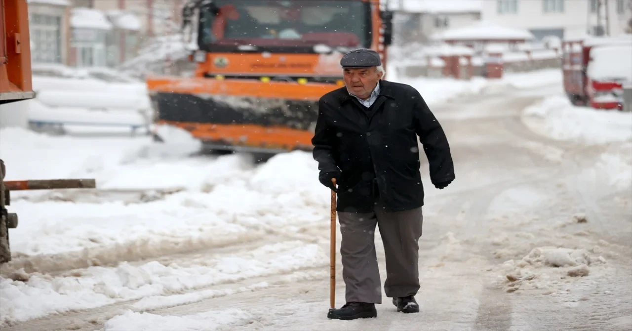 Kırklareli’nin yüksek kesimlerinde kar etkili oluyor