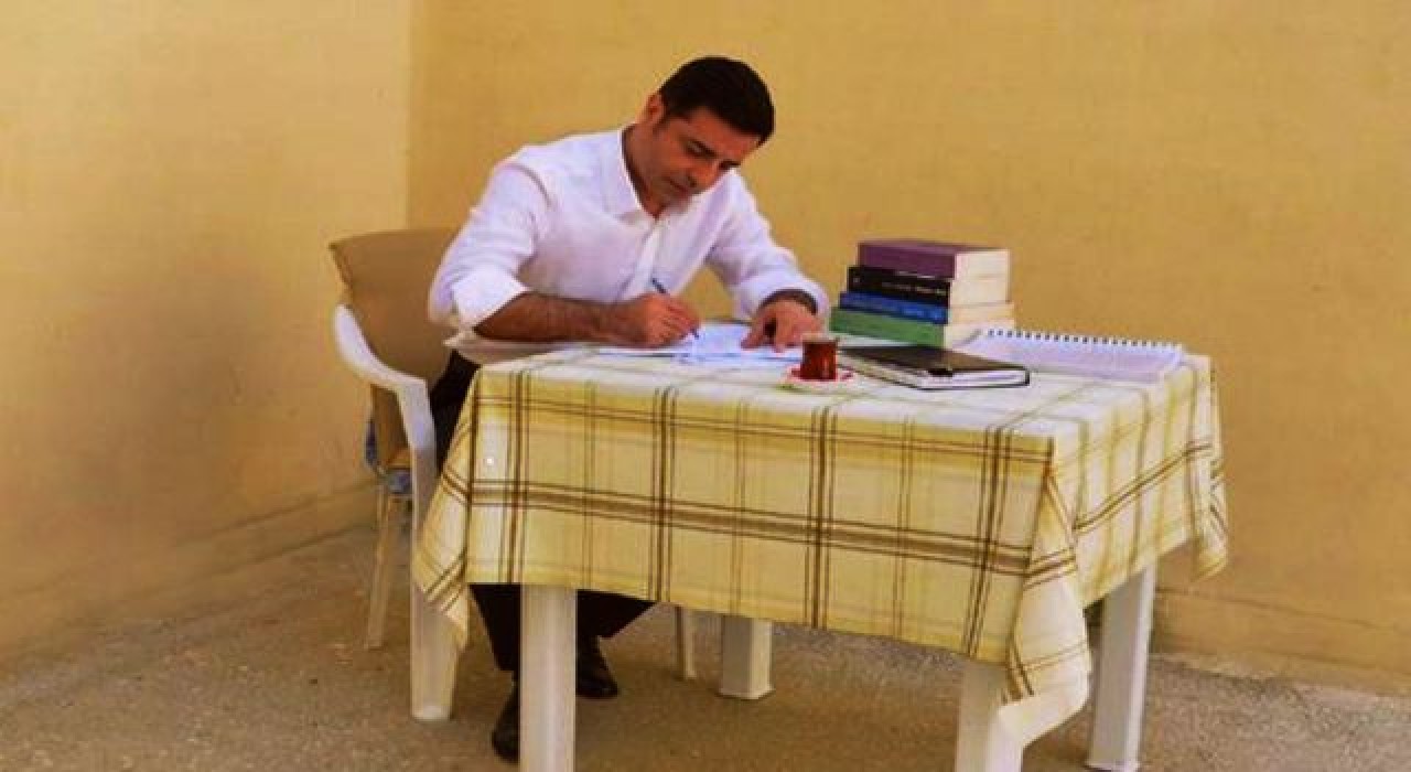 Demirtaş'tan özeleştiri