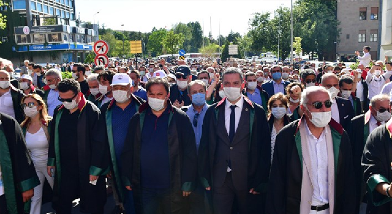 77 baro hemfikir: İstanbul Sözleşmesi kararı anayasaya aykırı