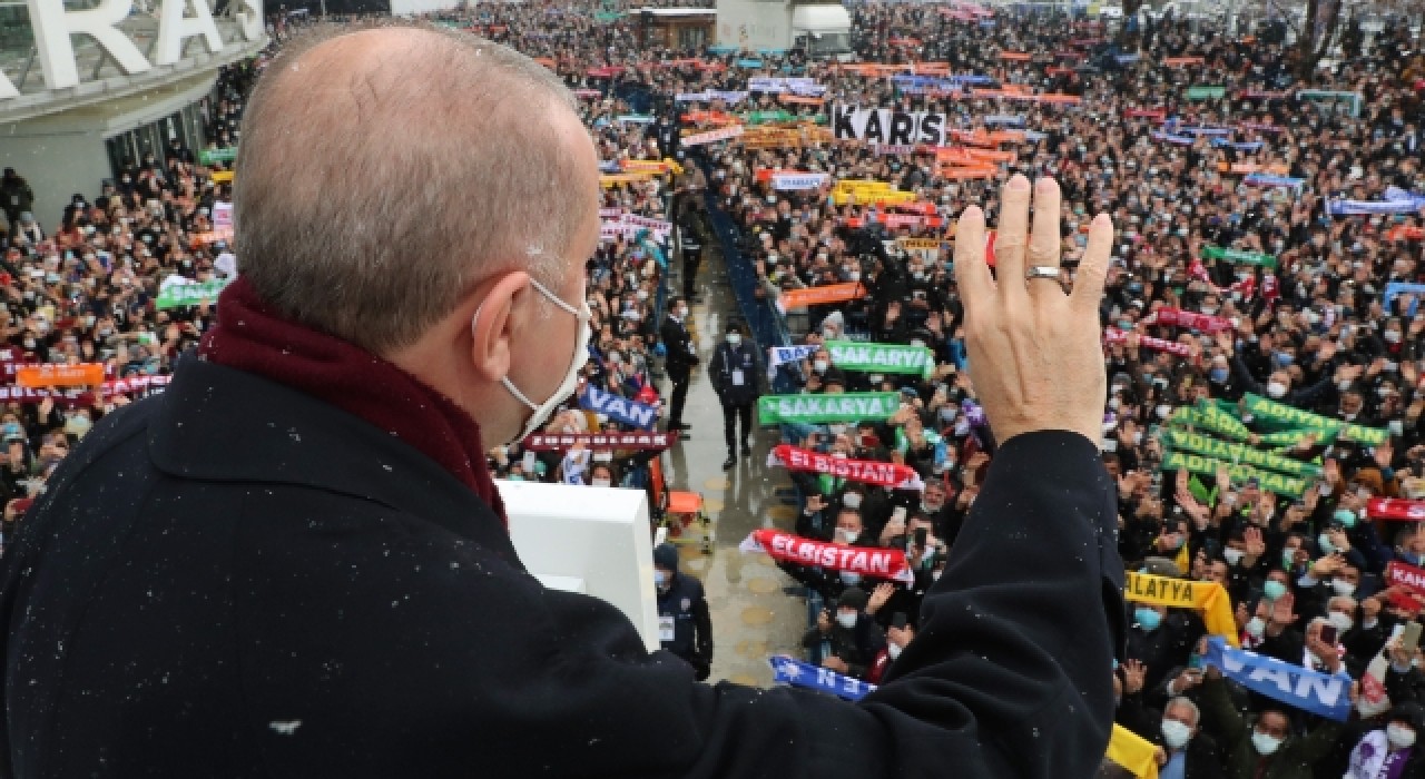 AK Parti MKYK tam liste... Yeni gelenler, gidenler, yerini koruyanlar