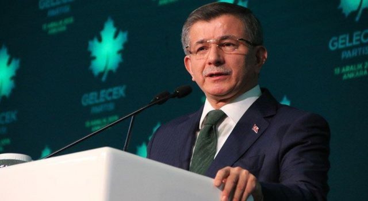 Davutoğlu'nun Andımız paylaşımı: Tek parti döneminin tektipleştirici sloganlarına ihtiyaç yok