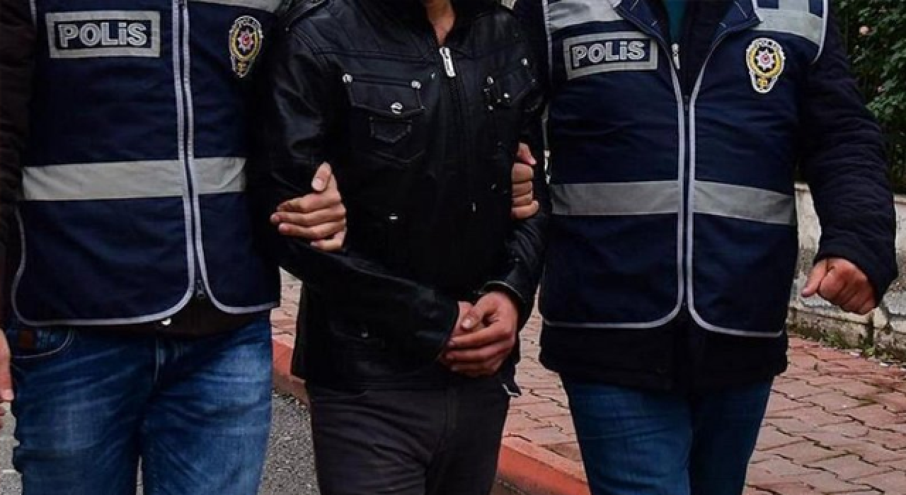 FETÖ'den ihraç edilen polisin defterinde ilginç notlar