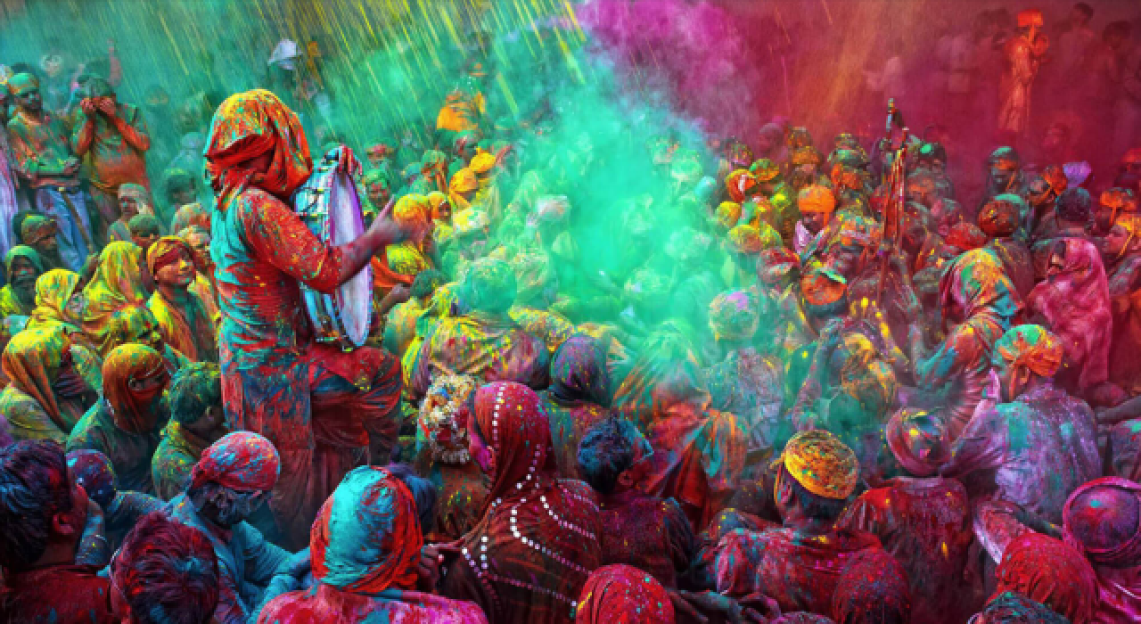 Hindistan'da Holi festivali kutlamaları sırasında 41 kişi öldü