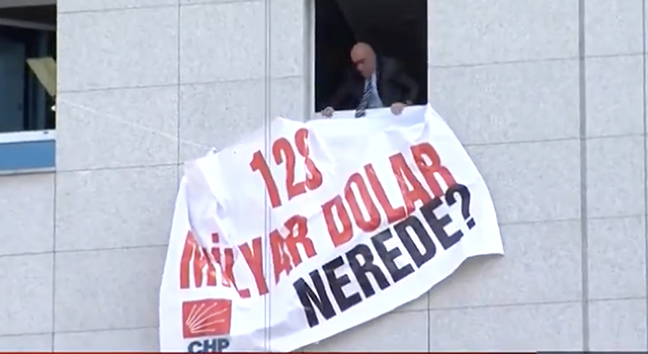 ‘128 milyar dolar nerede?’ sorusu, internette oyuna dönüştürüldü