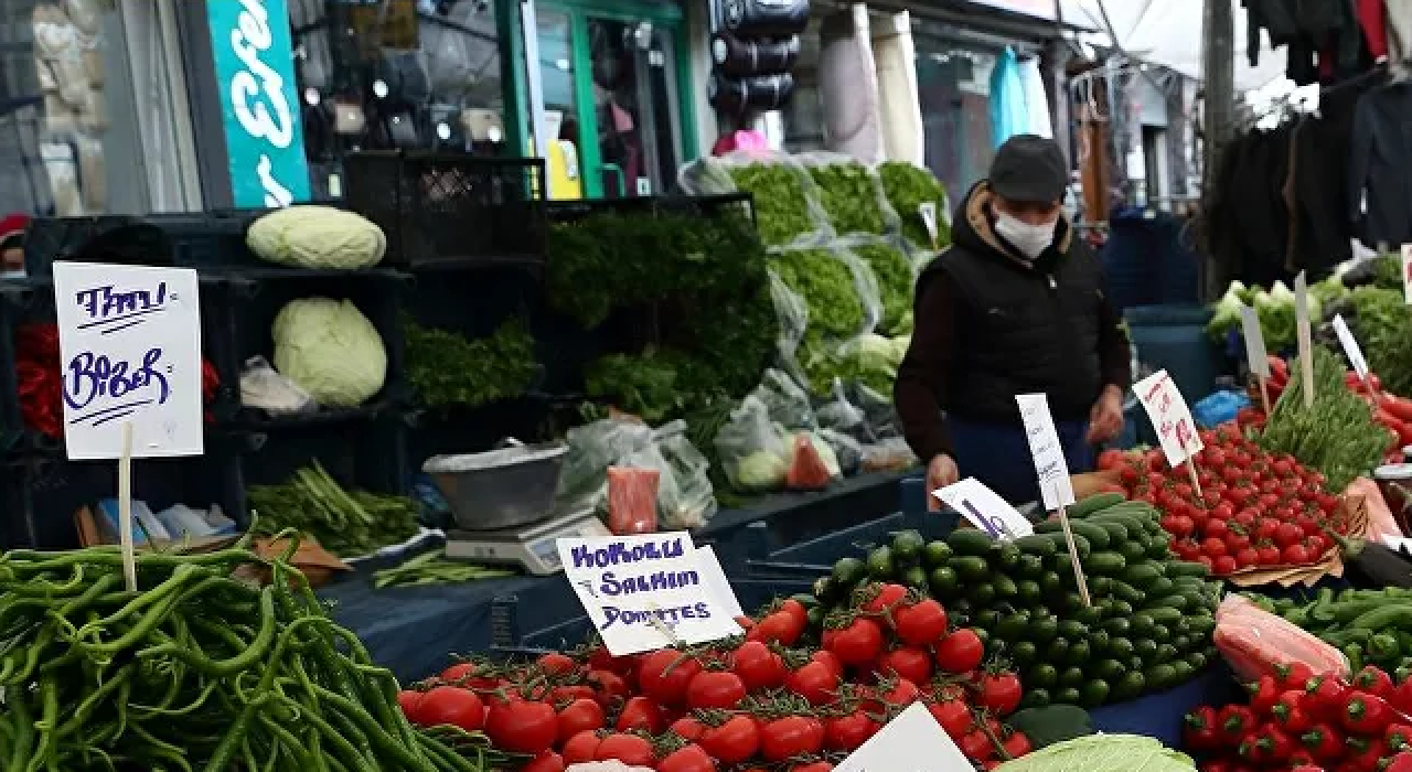 "Açlık sınırı 2 bin 716, yoksulluk sınırı 9 bin 395 lira"