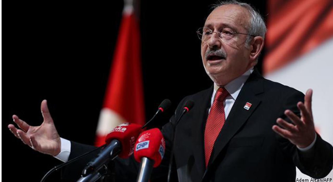 CHP Bakırköy, Kılıçdaroğlu'nun konuşmasını sokağa dinletti: 128 milyar dolarla...