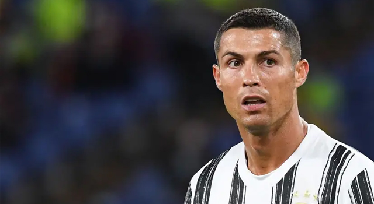 Cristiano Ronaldo, iki kulüp arasında karar verecek