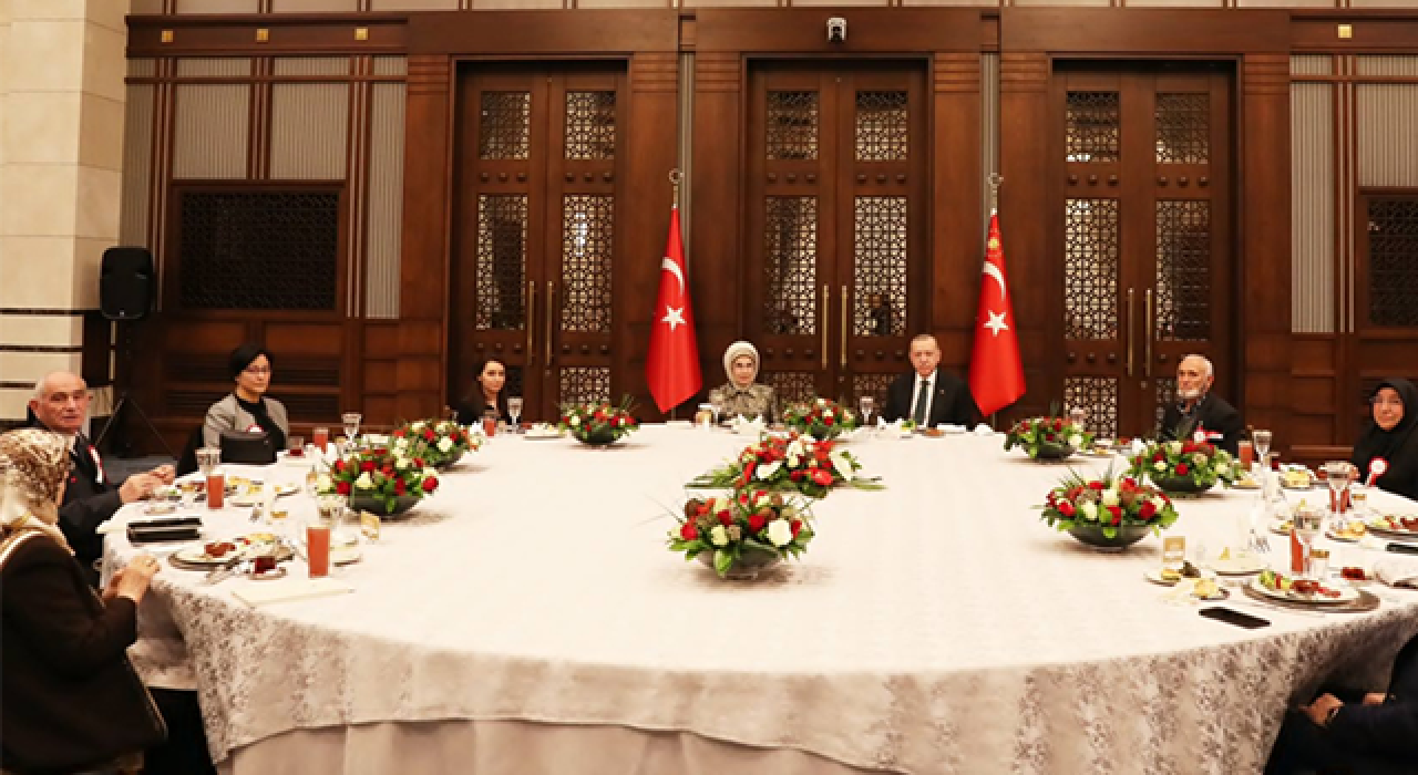 Cumhurbaşkanı Erdoğan, Külliye'de iftar verdi