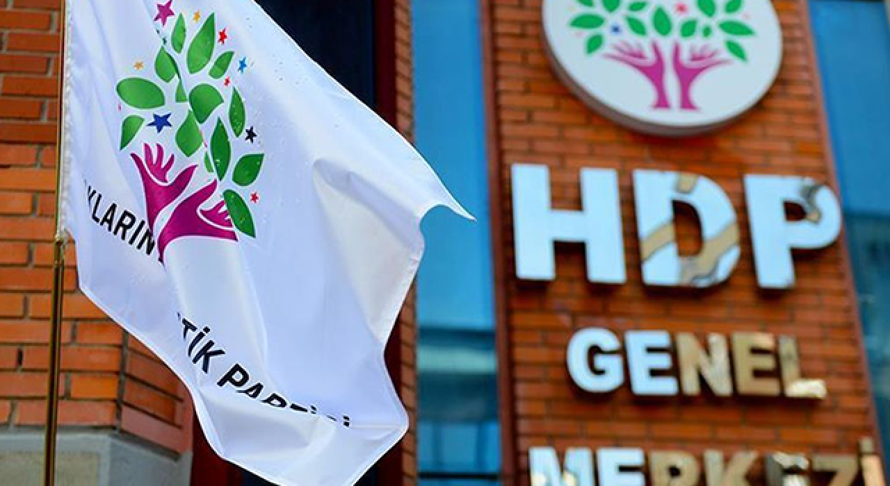 HDP'den bildiri açıklaması: "İktidarın bir bildiriden darbe riski devşirmesi..."