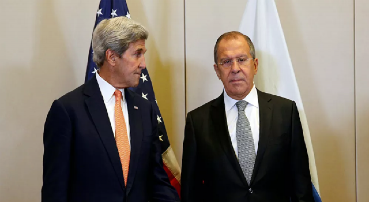 Lavrov ve Kerry, Hindistan’da karşılaştı: İklim konusunu konuştular