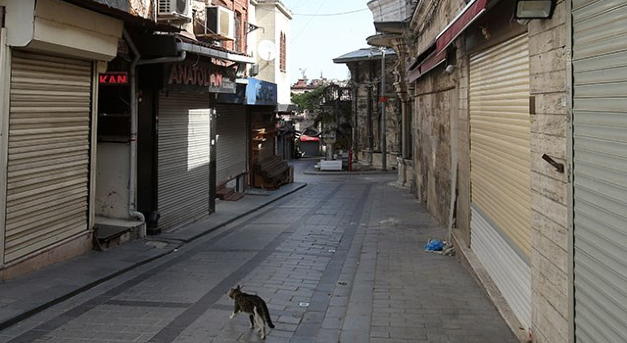 Mağaza ve dükkanların kapanma saati değişti