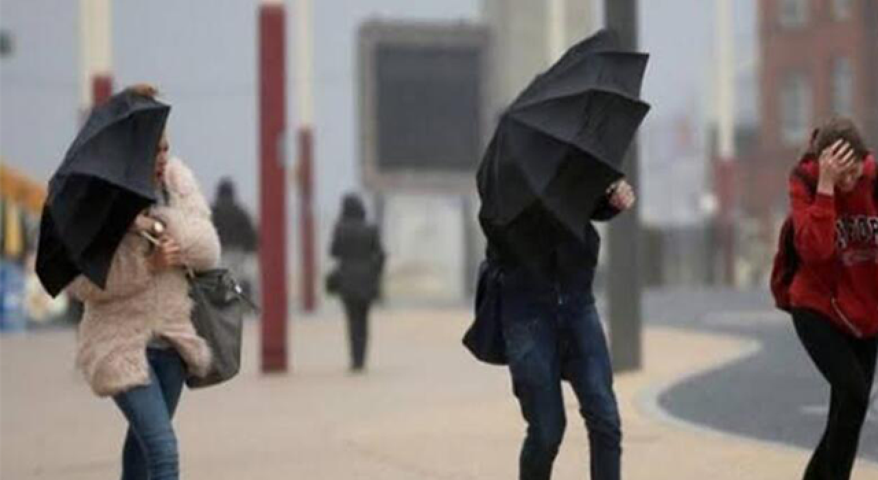 Meteoroloji kuvvetli rüzgar ve fırtına için uyardı