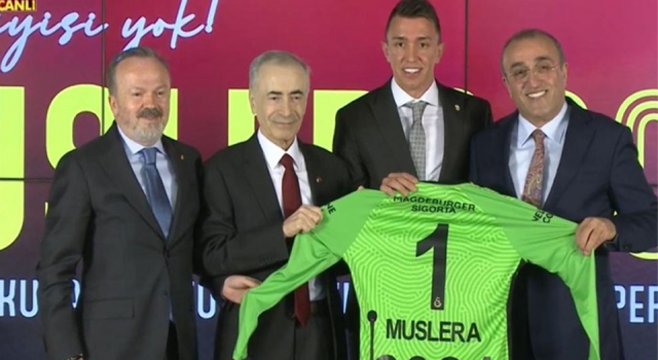 Muslera'nın forması 15 bin liraya satıldı!