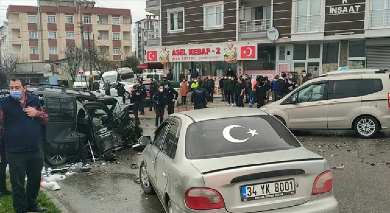 Ters yöne girdi, iki araca çarptı, ateş etti