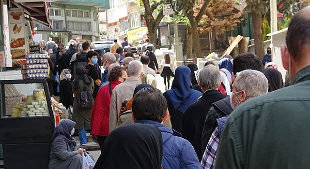 Pahalılığa tam kapanma etkisi... Yüzlerce metrelik ucuz et kuyruğu