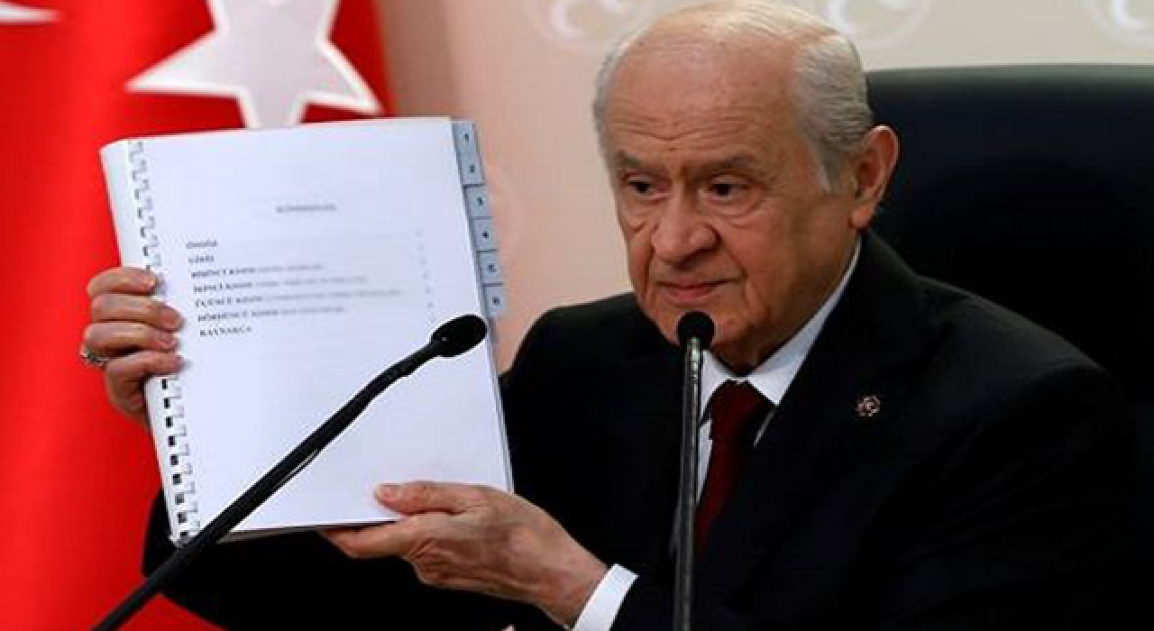 Bahçeli'nin yeni anayasa önerisi muhalefetten kabul görmedi