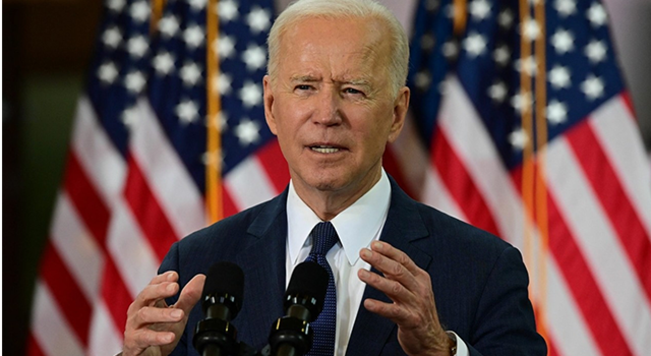 Biden, yıllık mülteci kabulü kotasını artırdı