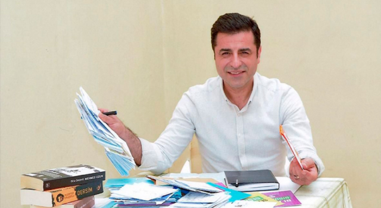 Demirtaş'a 2 yıl 6 ay hapis