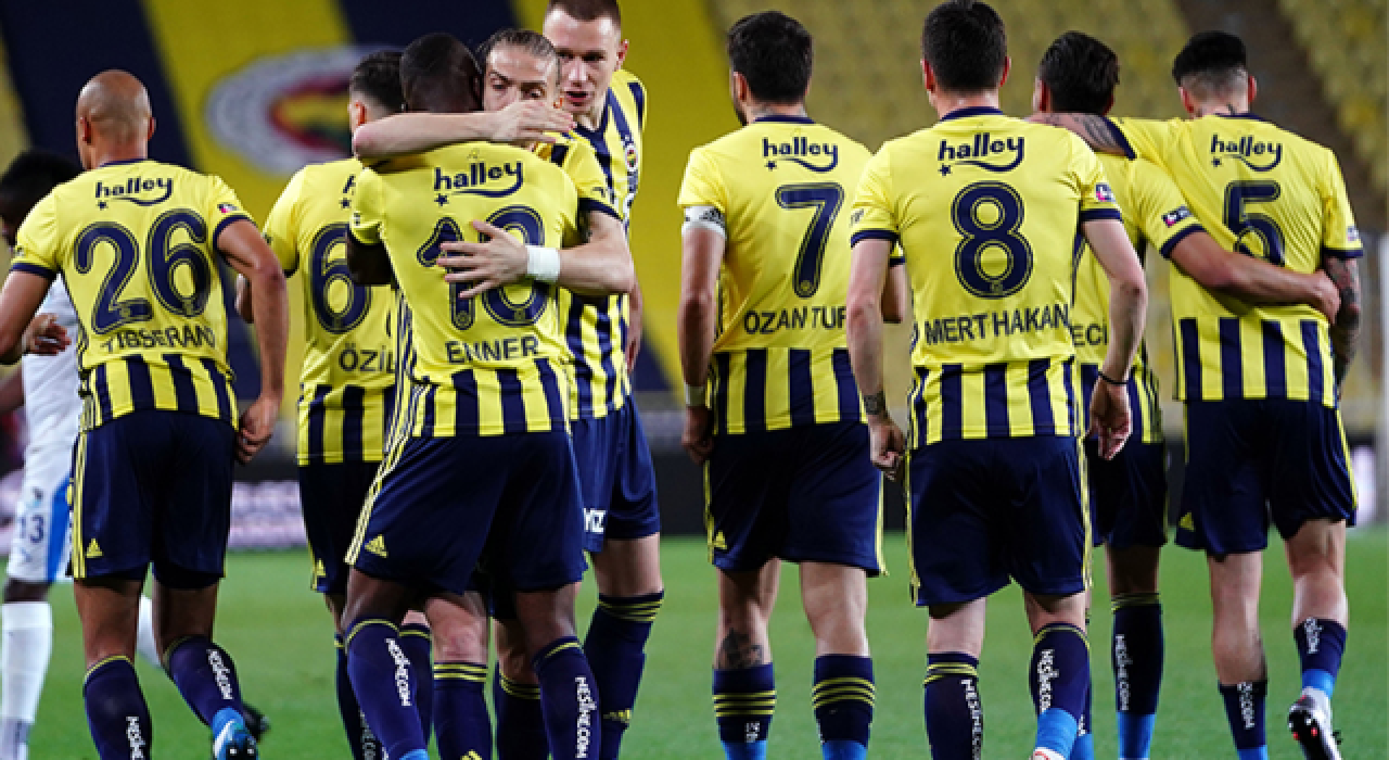 Fenerbahçe, deplasmanda Ankaragücü ile karşılaşıyor; işte muhtemel 11'ler ve maç notları