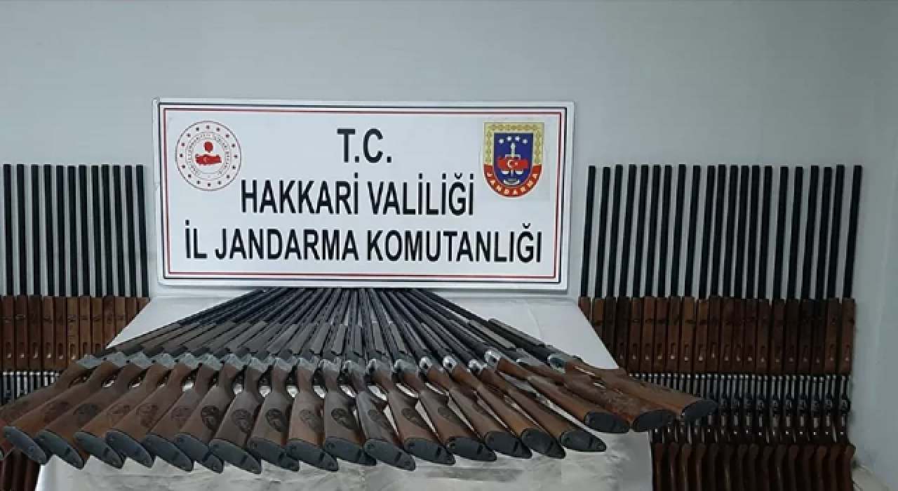 Hakkari'de kaçakçılık! 100 tüfek ele geçirildi