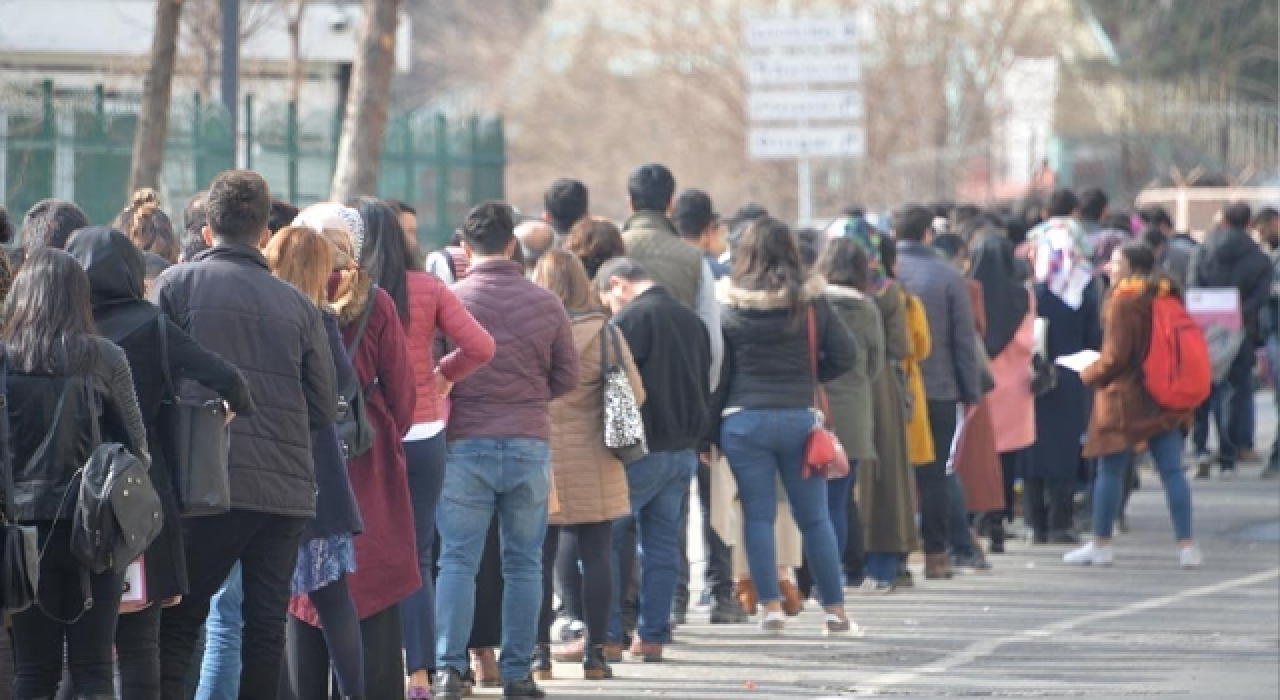 TÜİK, işsizlik rakamlarını açıkladı, Anadolu Ajansı zorda!