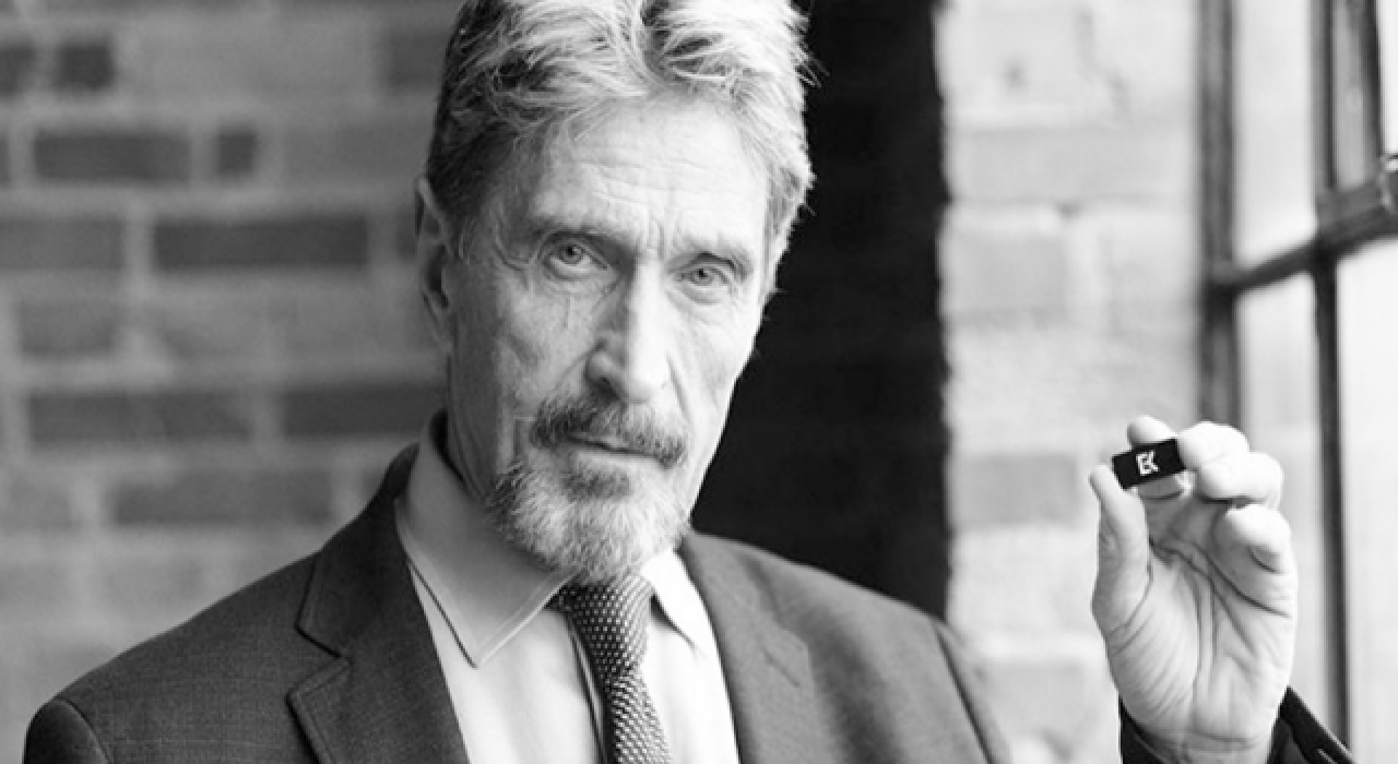 ABD'li virüs yazılımcısı John McAfee cezaevinde ölü bulundu